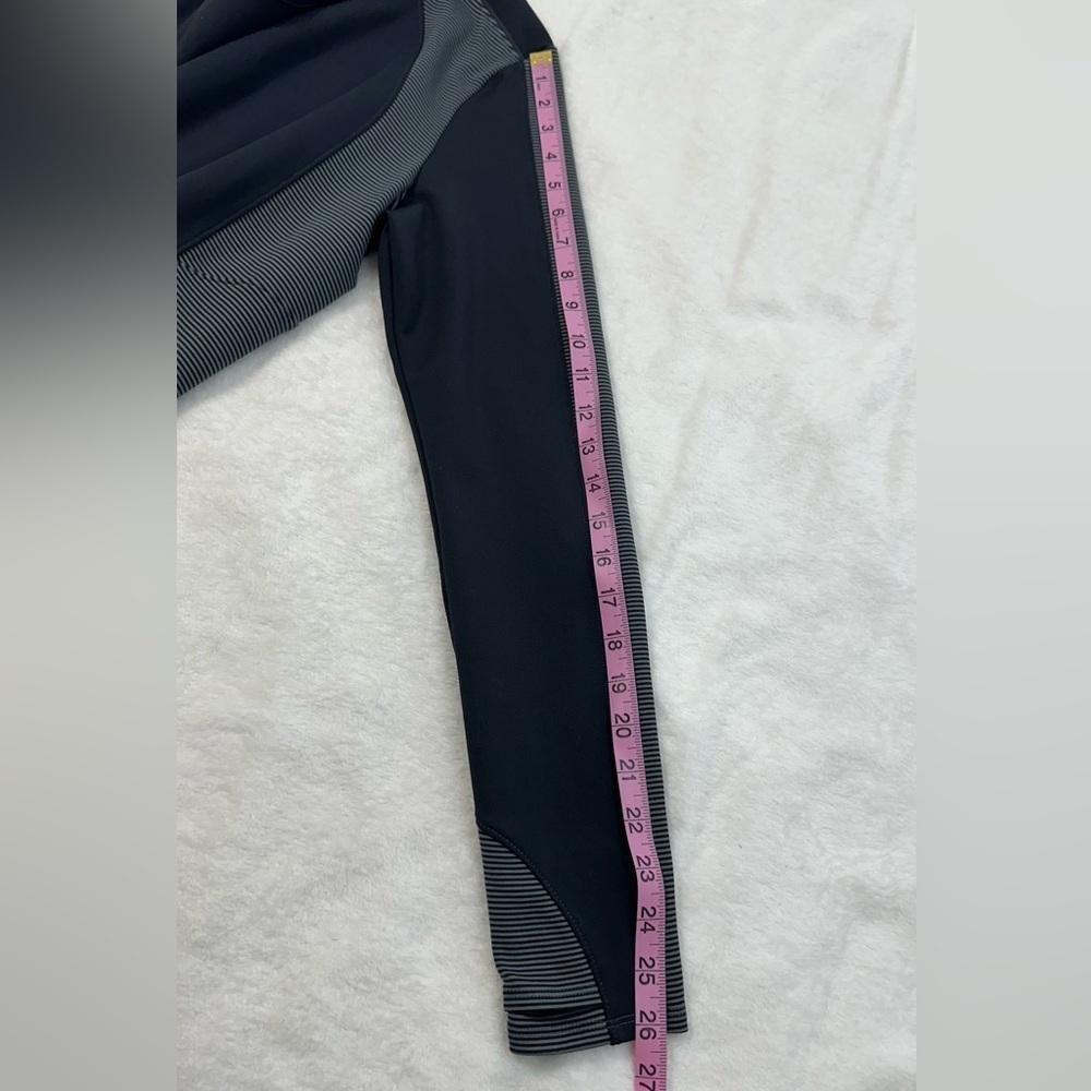 Athleta Black and Gray Stripes Sweatshirt With Zipper Pockets Run Gym Size L - Picture 14 of 14
